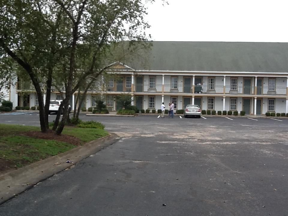 Quality Inn & Suites Santee Exterior photo